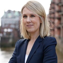 Dr. Lisa-Charlotte Wolter