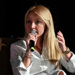 Victoria Knauer-Hansen