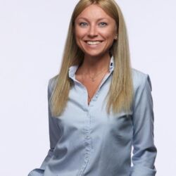 Victoria Knauer- Hansen